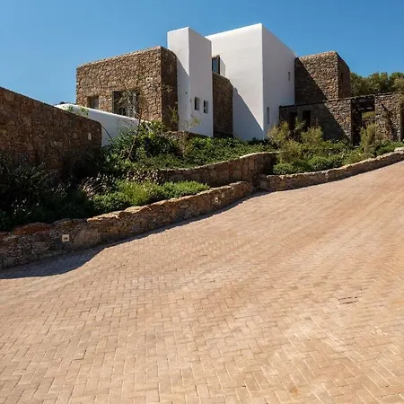 Salacia - Waterfront Luxury Villa